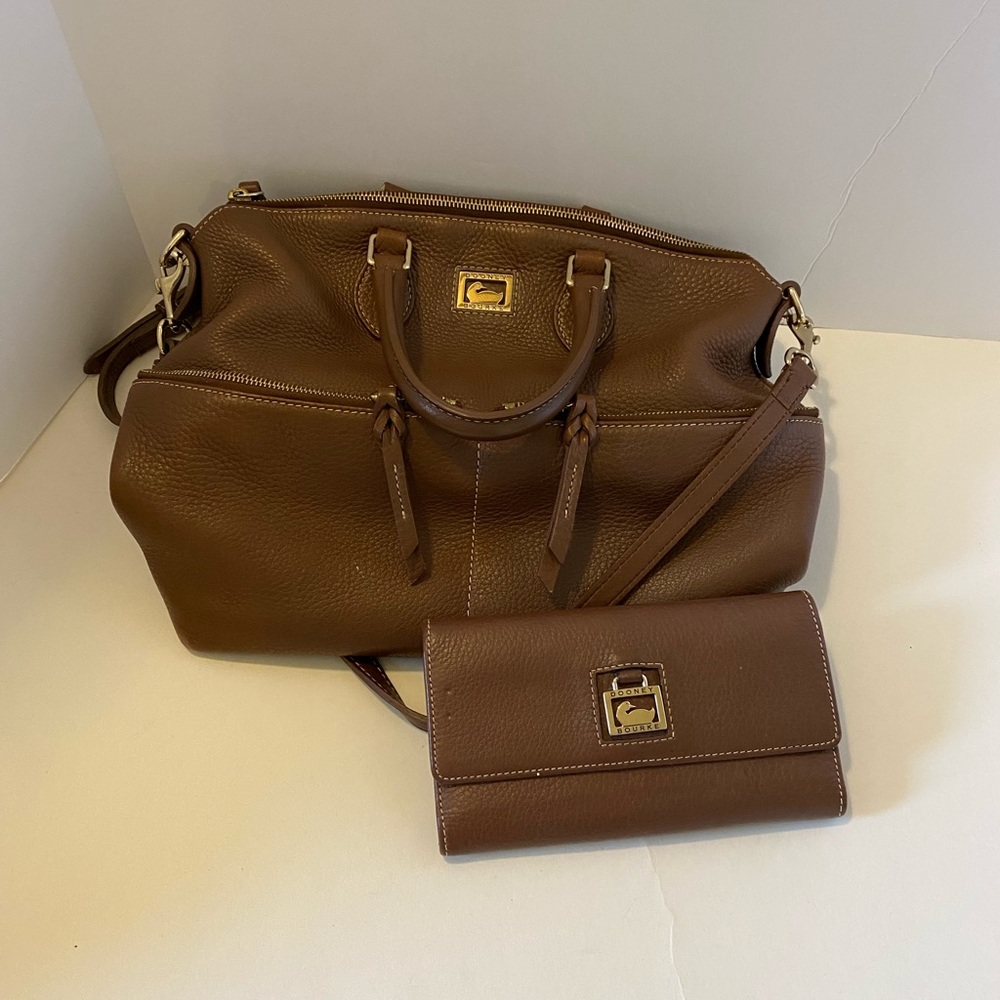 Dooney & Bourke Bundle